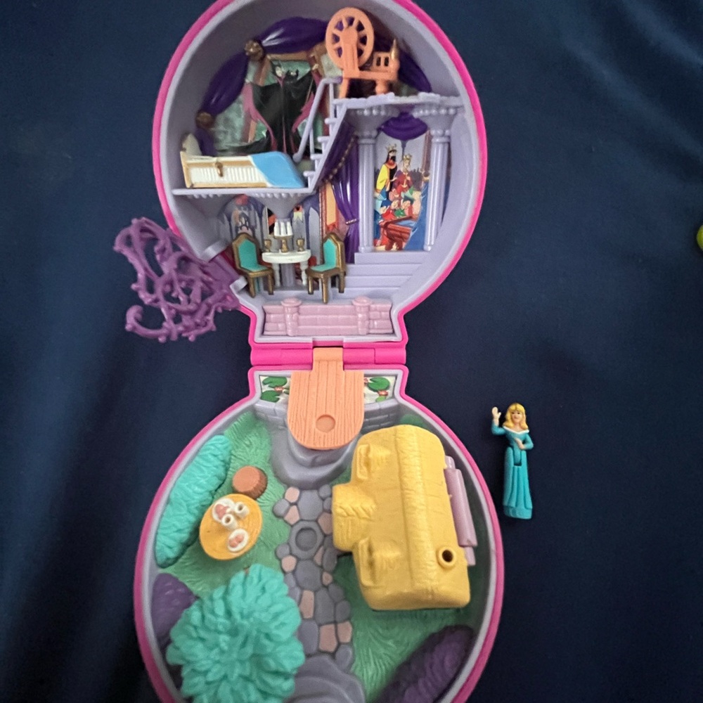 Enchanted Castle Compact Playset
